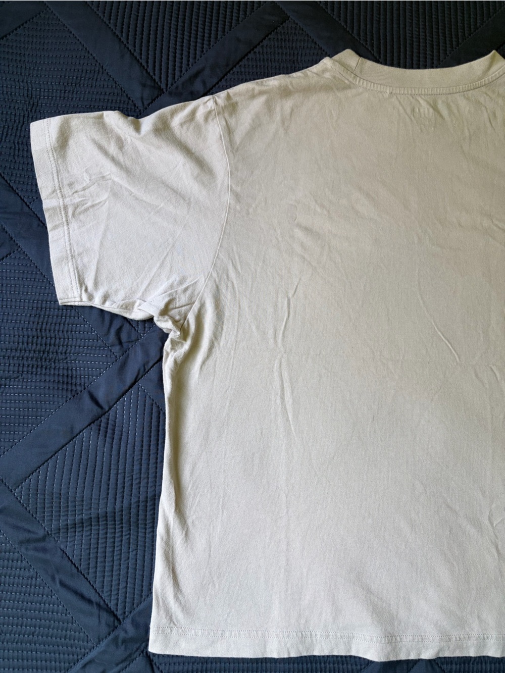 Pokémon x UNIQLO UT Eevee Graphic T-Shirt Beige 2020 Size M - Picture 12 of 16